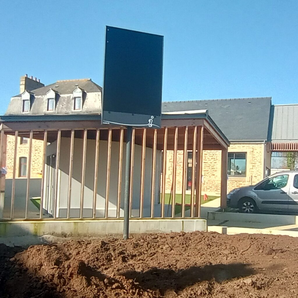 Installation du nouveau panneau d’affichage numérique